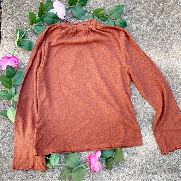 COPY - Made well | Texture & Thread Ruffles Mock … - Picture 3 of 3